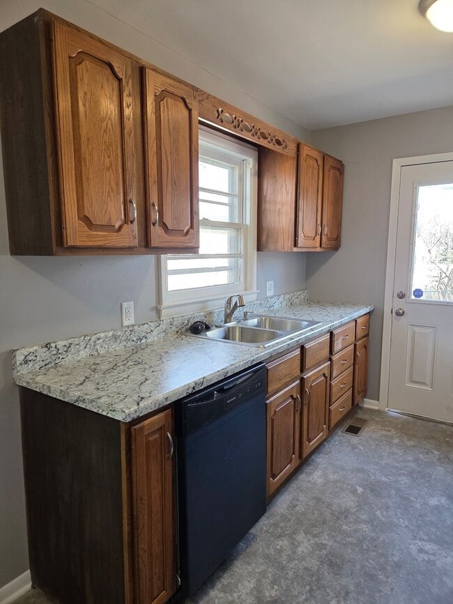 Photo - 1200 E Beaumont St