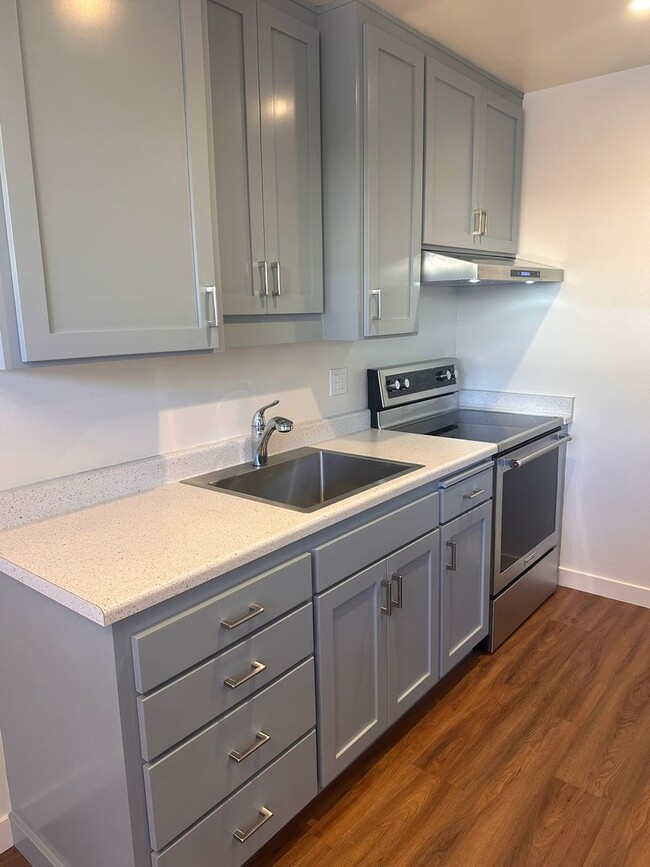 Photo - 3285-3285 Beard Rd Unit 3271 Beard Road #3283