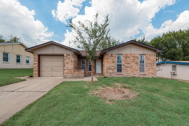 Photo - 917 Piedmont Dr