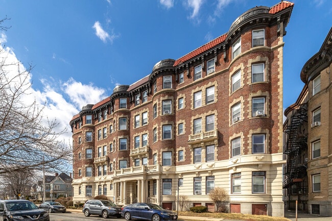 BayView Apartments