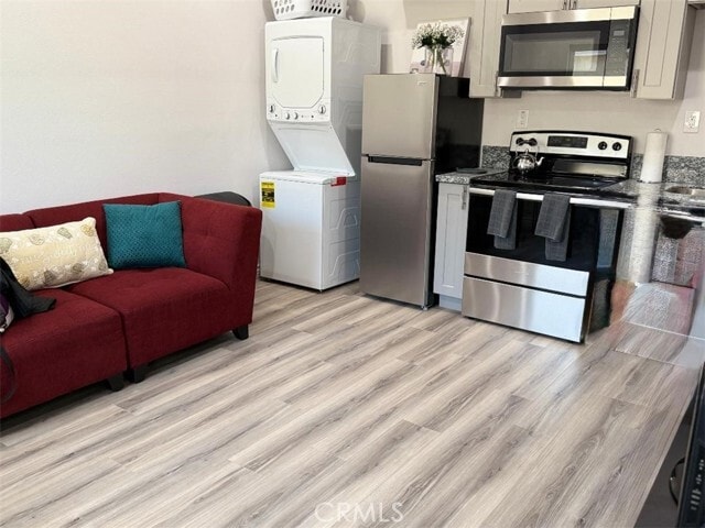 Photo - 1901 N Grape Ave