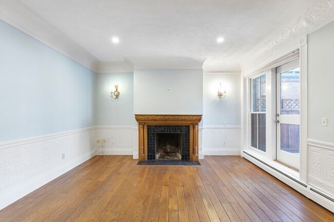 Photo - 437 Marlborough St Unit 12