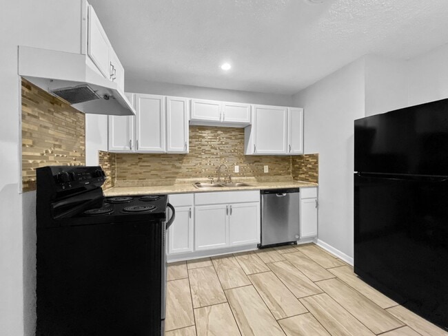 Photo - Spacious 4 Bed,1 Bath Home in Kansas City