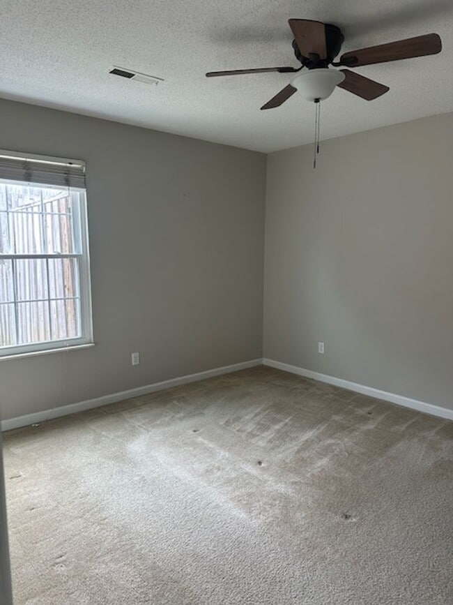 Photo - Powell - Move-in ready! 2 bedroom, 2 bath, 1-level, condo with a 1-car garage - Kenna Stephens (8...