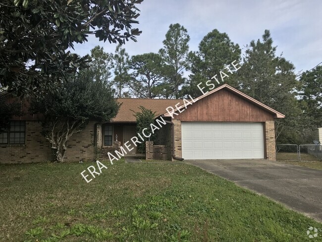 Building Photo - 5 Min from Hurlburt Filed! Rental