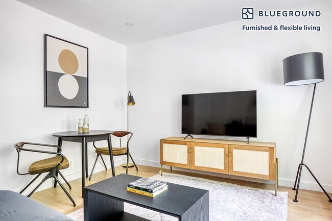 Photo - 227 E 59th St Unit FL2-ID635