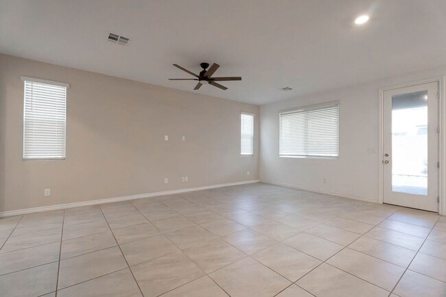Photo - 7126 Calvert Cliffs St
