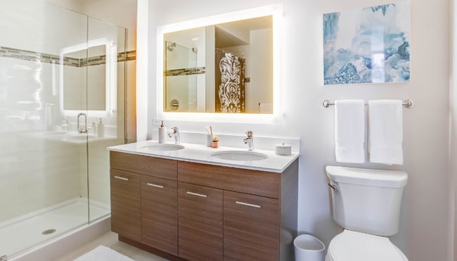 Photo - 350 W Chestnut St