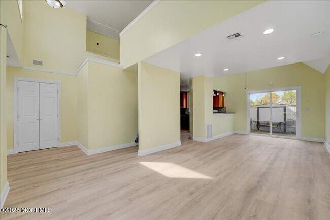 Photo - 29 Lohsen Pl