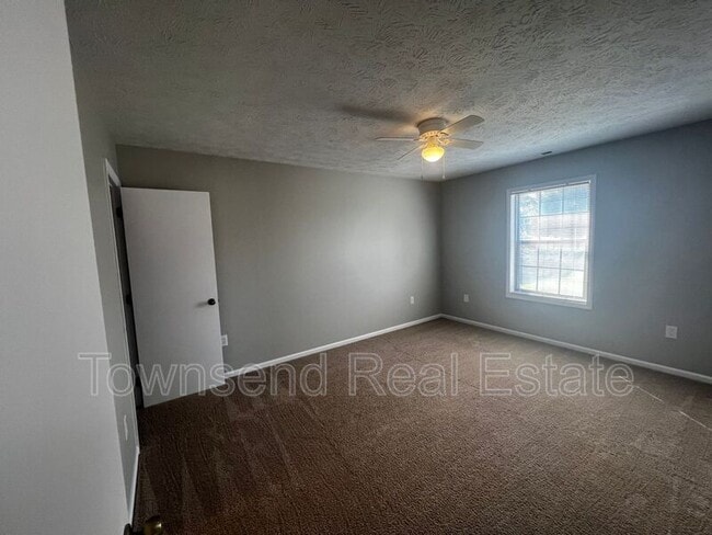 Photo - 1409 Ireland Dr