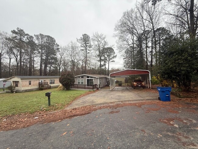 Photo - **Renovated**2 bed 2 bath home