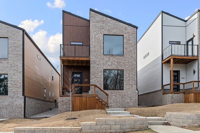 Building Photo - 491 S Happy Hollow Rd