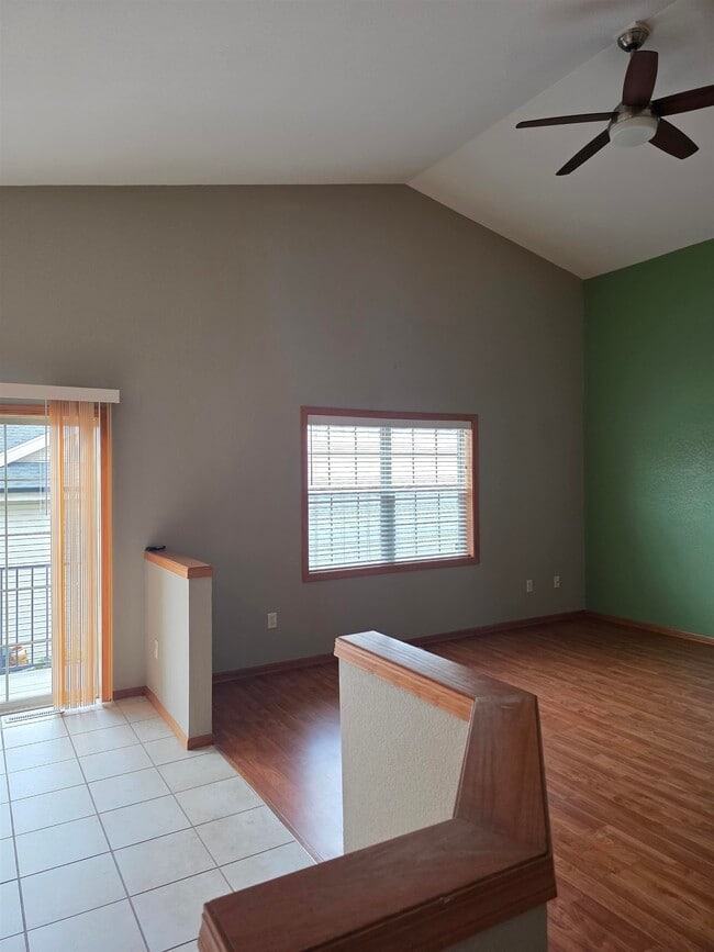 Photo - 3177 Bookham Dr