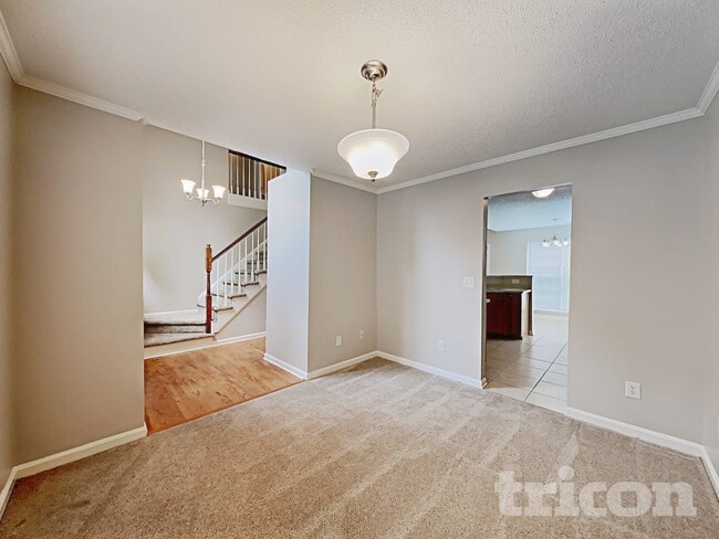 Photo - 3651 Stonefield St SW