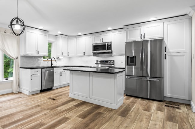 Photo - 43 Gunning Ln