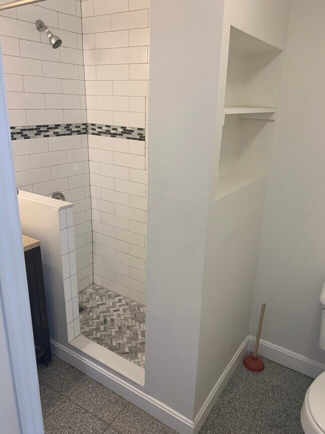 Photo - 157 Winthrop Rd Unit A1