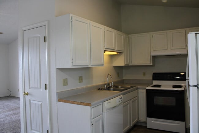 Photo - 103 Sweet Gum Unit 103