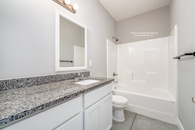Photo - 2112 S Thatcher Ct