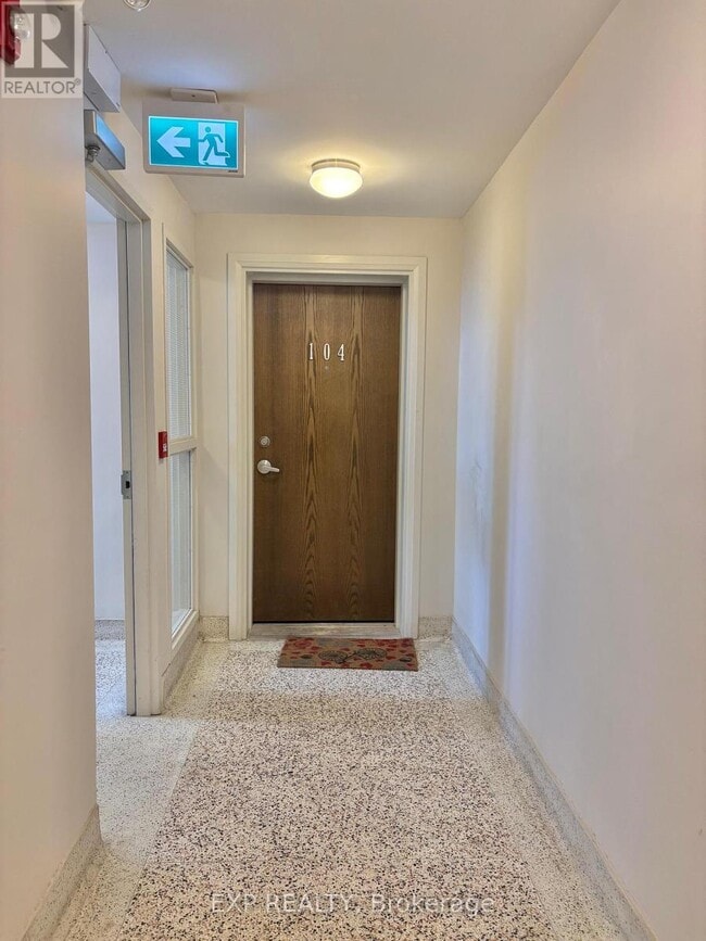 Photo - 5 Paisley Blvd E Unit 104