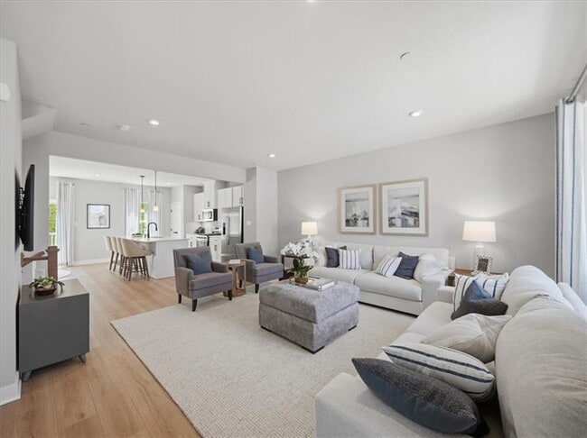 Photo - 201 Yellowwood Ct