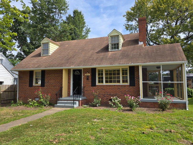 Photo - 6012 Mann Ave