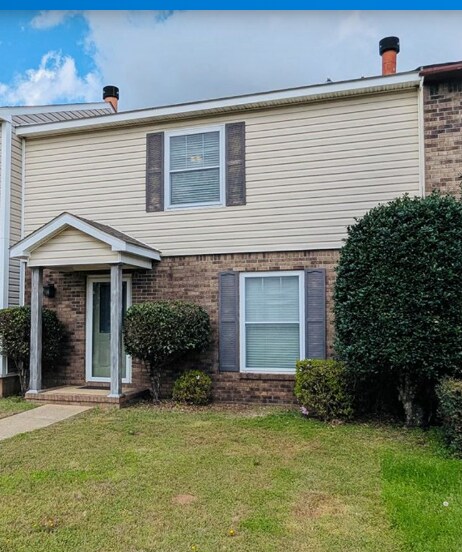 Photo - 30 W Chadwick Cir