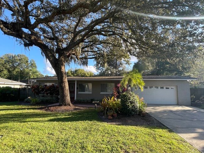 Building Photo - 386 Croton Dr