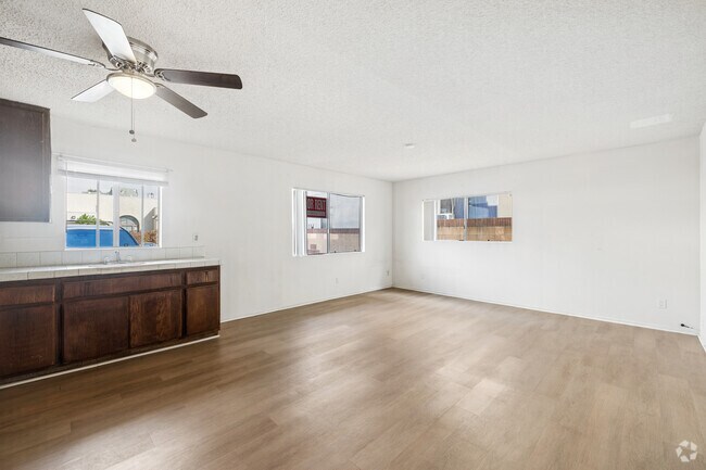 Studio - 450SF - Living Room