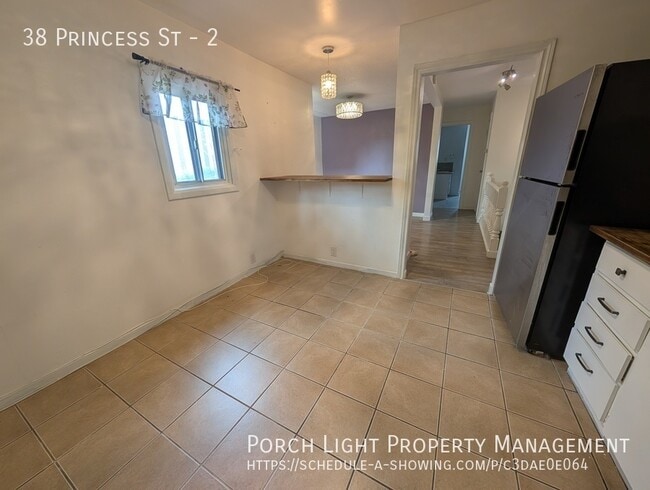 Photo - Cute, Private, 1 Bedroom Apartment with Private Laundry Unité 2