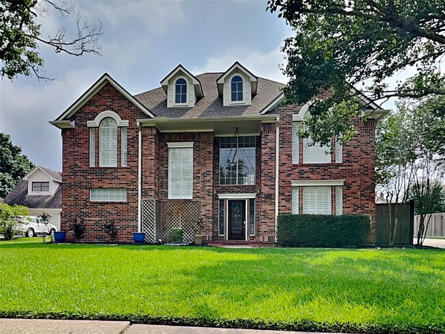Photo - 1306 Silverleaf Dr House
