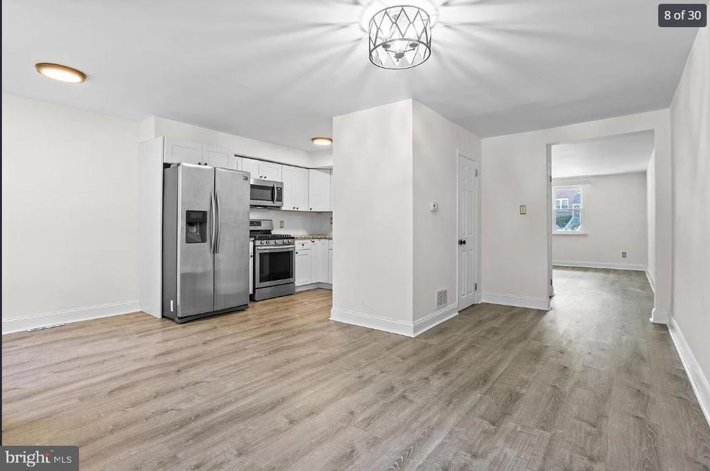Photo - 1434 Powell Rd