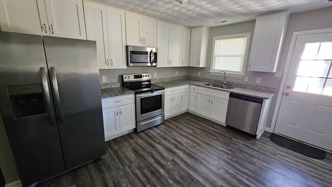 Photo - Beautiful home in DUNEDIN area of Chesapeake