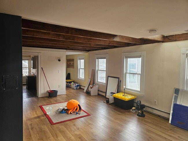 Photo - 48 4th St Unit 3