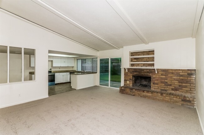 Building Photo - 16814 Macleish Dr Rental