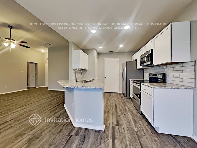 Photo - 3724 Periwinkle Dr
