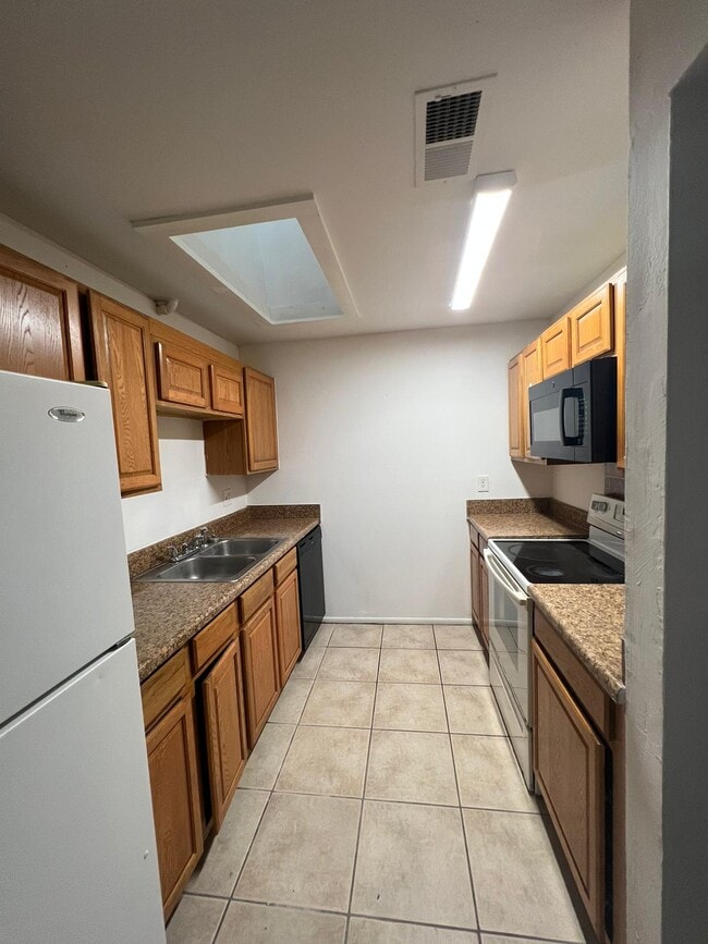 Photo - 4153 Spitfire Ave