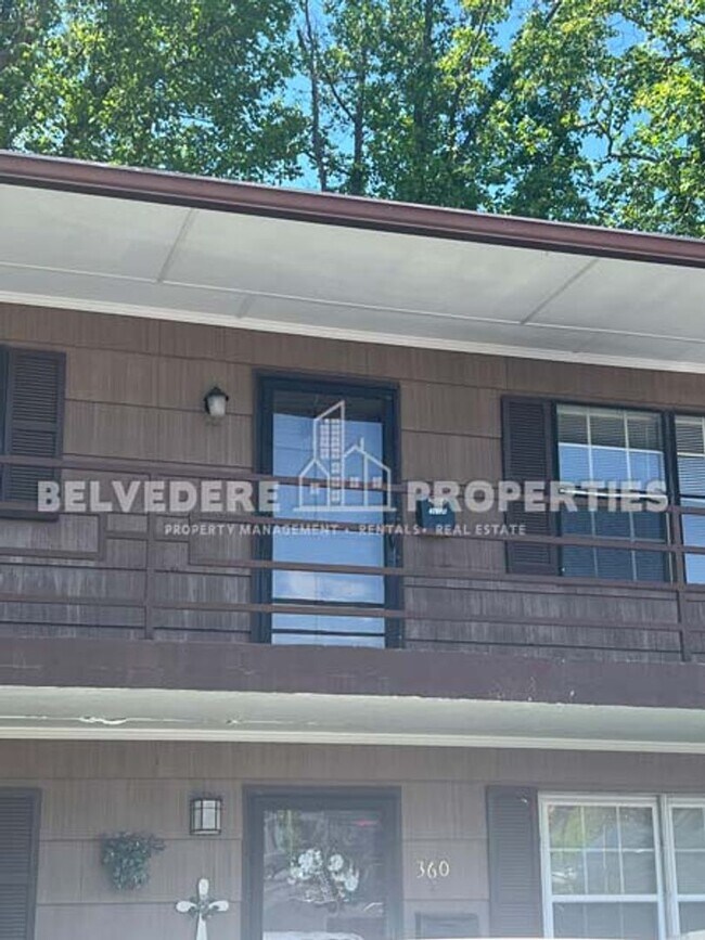 Cherry St Apt Condo for Rent in Kernersville, NC