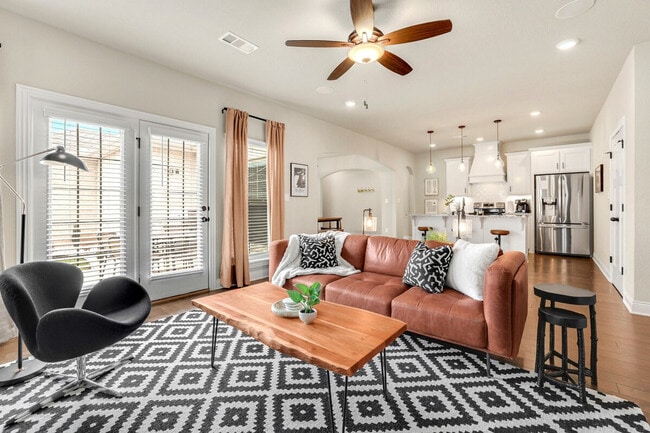 Photo - 257 N Solitude Bend Apartment Unit ID1221836P