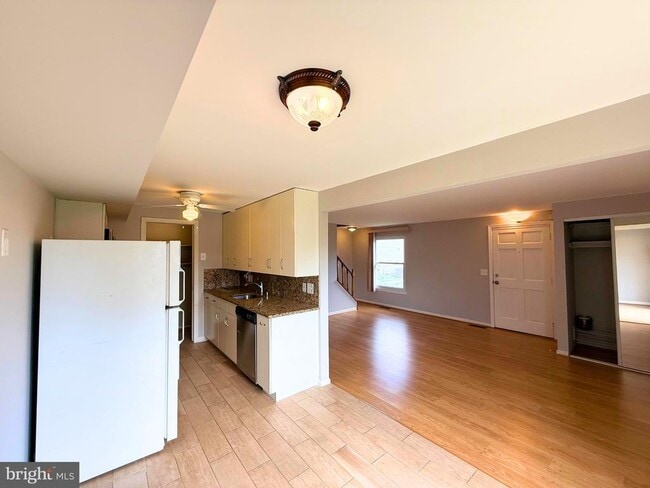 Photo - 5 Coliston Rd