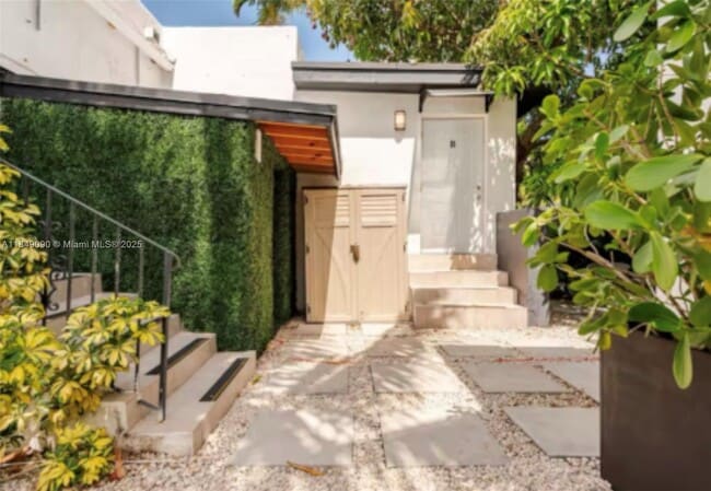 Photo - 2230 NW 6th St