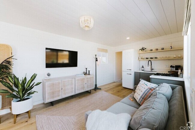 Building Photo - 348 Esparto Ave Unit ID1244463P Rental
