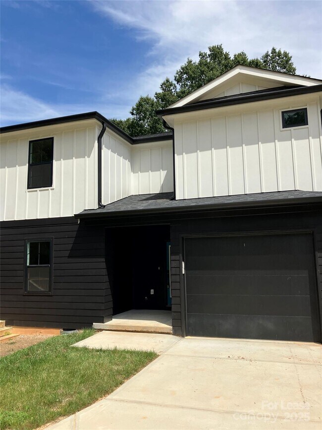 Photo - 19815 N Ferry St