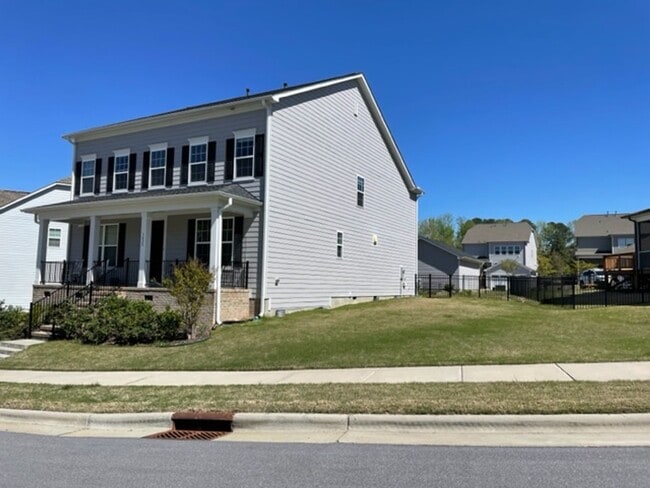 Photo - 1425 Barn Door Dr