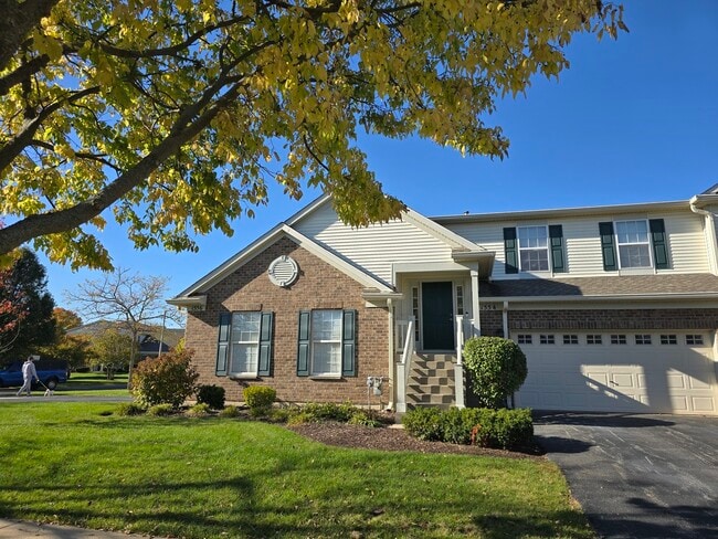 Photo - 1554 Millbrook Dr Unit 1554