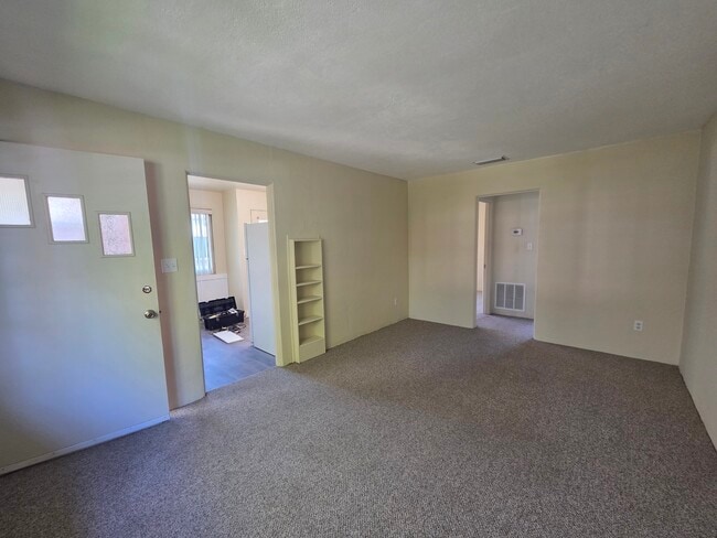 Living room from the front - 416 N Summerlin Ave Unit 416 N. Summerlin Ave.