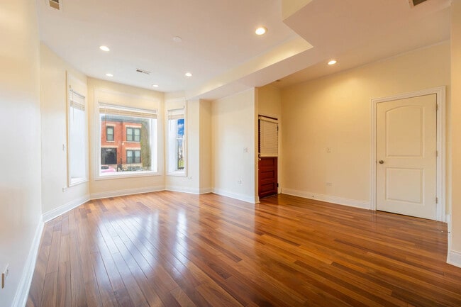 Photo - 3827 W Flournoy St