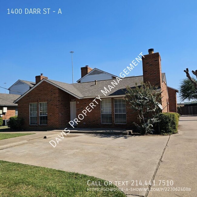 Building Photo - 1400 Darr St Unit A