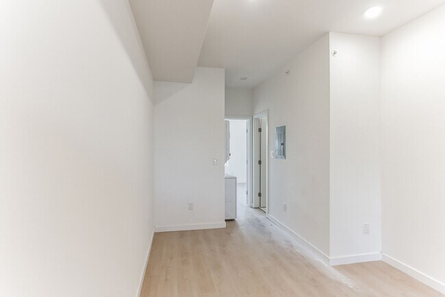 Photo - 812 N Holly St Unit 3