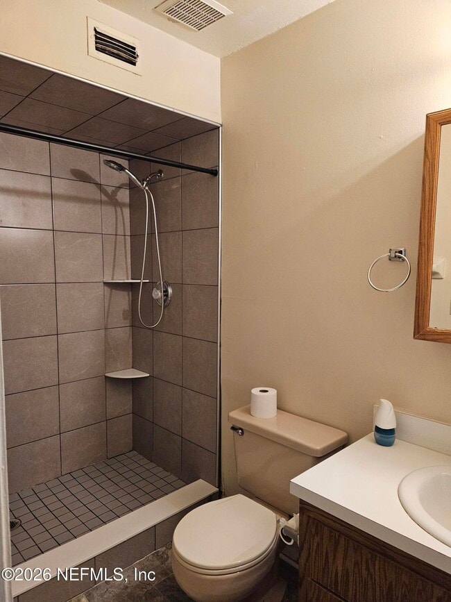 1456 Gifford Ave Unit D
