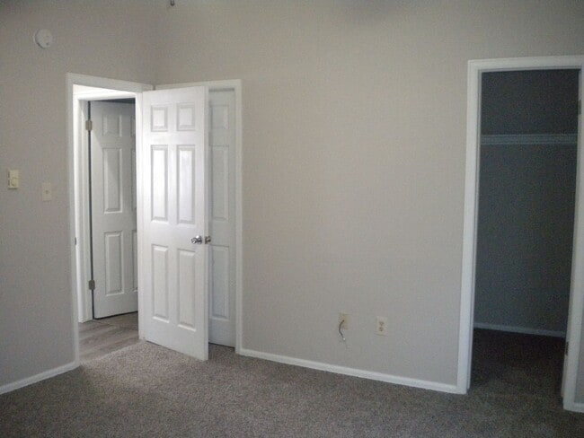 Photo - Newly Update Townhome